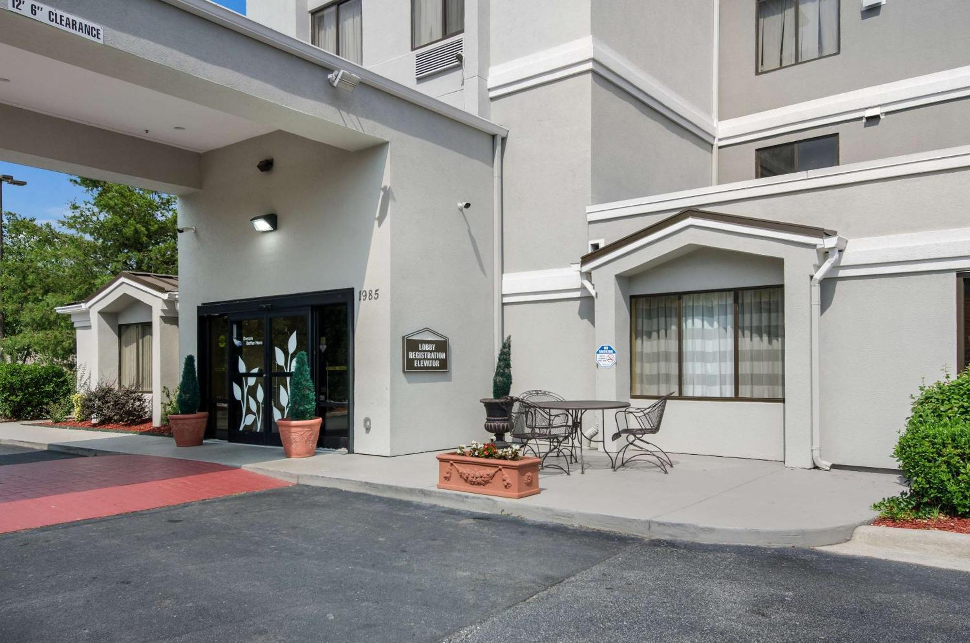 Inn Sleep Hanes Mall Winston-Salem